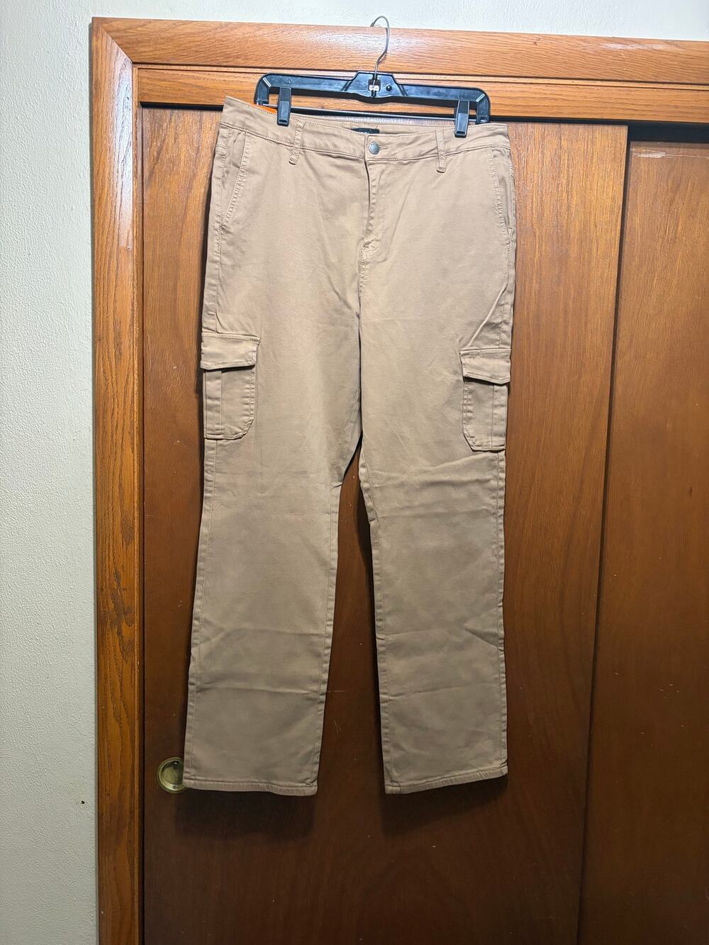 NWT Well Worn High Rise Cargo Pants Women's 16/36 Tan Khaki Utility